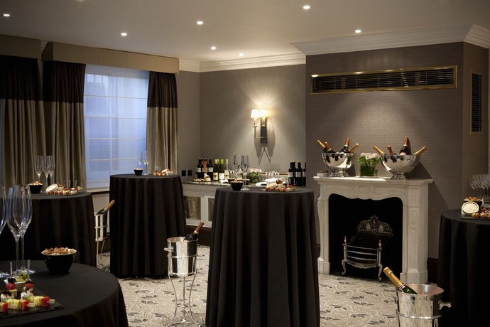 Imagen de los interiores del Hotel The Langham, London. Foto 14