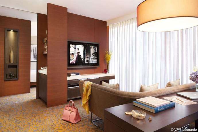 Imagen de la habitación del Hotel The Langham, Shanghai, Xintiandi. Foto 6