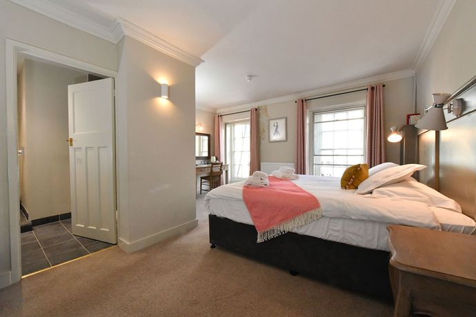 Imagen de la habitación del Hotel The Lansdowne, Calne. Foto 6