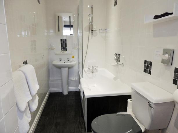 Imagen de la habitación del Hotel The Lansdowne. Foto 8