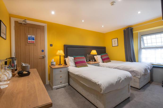 Imagen de la habitación del Hotel The Lansdowne. Foto 19