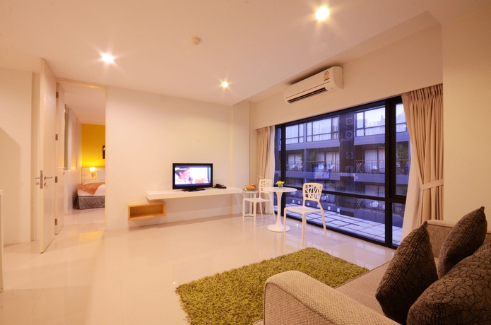 Imagen de los interiores del Hotel The Lantern Resorts Patong. Foto 14