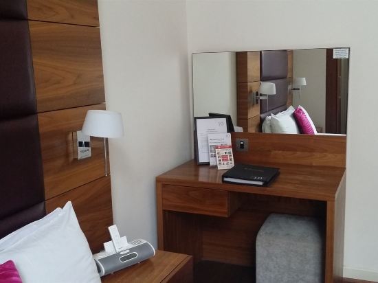 Imagen de la habitación del Hotel The Laslett. Foto 15