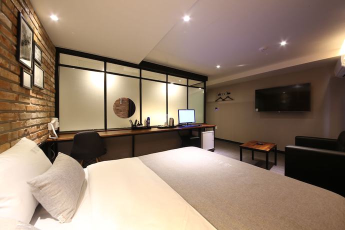 Imagen de la habitación del Hotel The Last. Foto 3