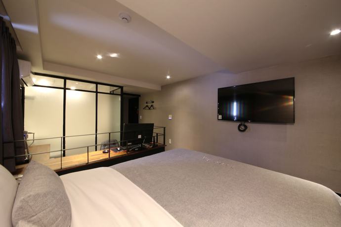 Imagen de la habitación del Hotel The Last. Foto 7