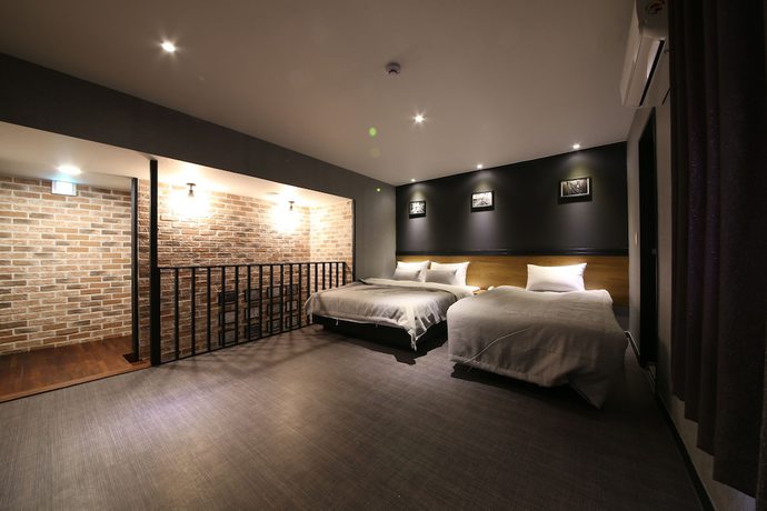 Imagen de la habitación del Hotel The Last. Foto 10