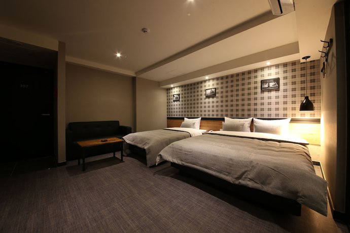 Imagen de la habitación del Hotel The Last. Foto 15