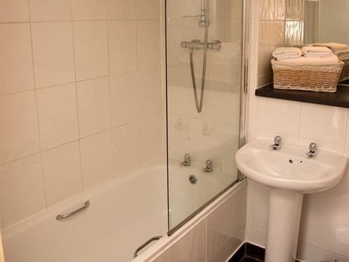 Imagen de la habitación del Hotel The Laurelbank. Foto 4