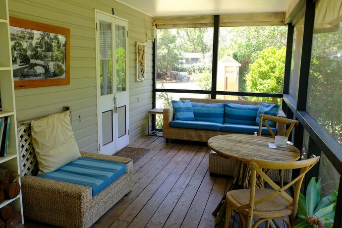 Imagen de los exteriores del Hotel The Laurels Of Chinchilla. Foto 19