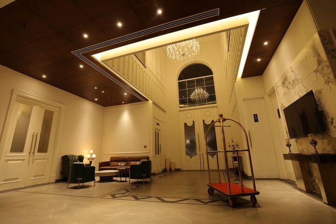 Imagen de los interiores del Hotel The Lauriant Resorts. Foto 8