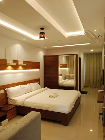 Imagen de la habitación del Hotel The Lavender Resort. Foto 4