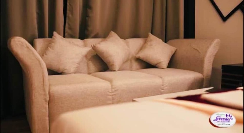 Imagen de la habitación del Hotel The Lavender Resort. Foto 13