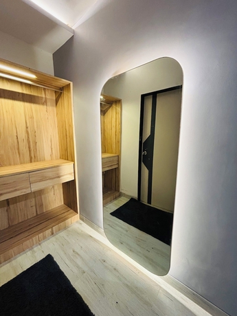 Imagen de la habitación del Hotel The Lavish Stay. Foto 7