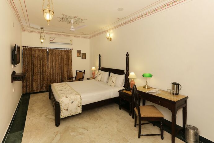 Imagen de la habitación del Hotel The Lavitra Udaipur. Foto 19