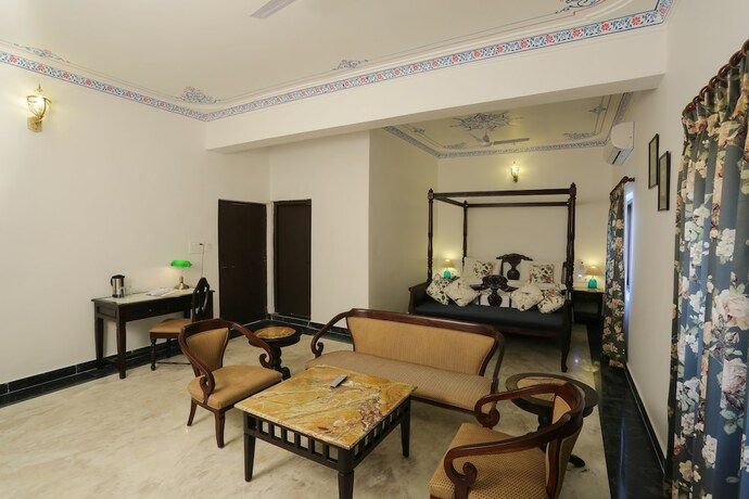 Imagen de la habitación del Hotel The Lavitra Udaipur. Foto 32