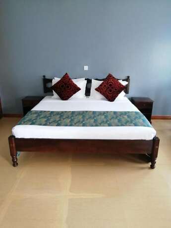 Imagen de la habitación del Hotel The Lawns Restaurant. Foto 1