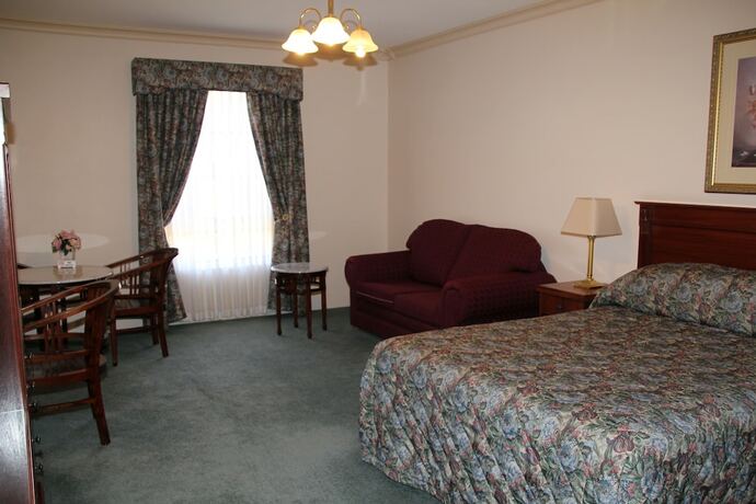 Imagen de la habitación del Hotel The Lawson Riverside Suites. Foto 24