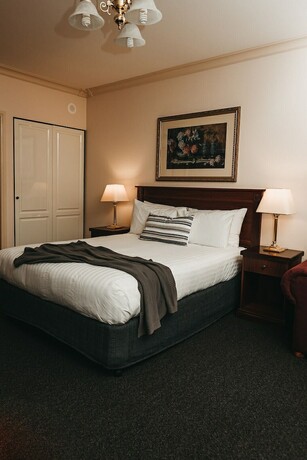 Imagen de la habitación del Hotel The Lawson Riverside Suites. Foto 27