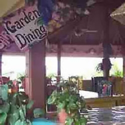 Imagen general del Hotel The Lazy Parrot Inn. Foto 3