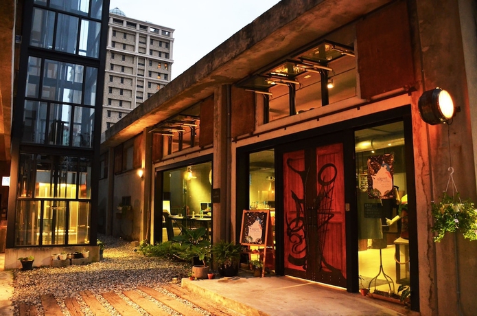 Imagen de los interiores del Hotel The Leaf Inn. Foto 15