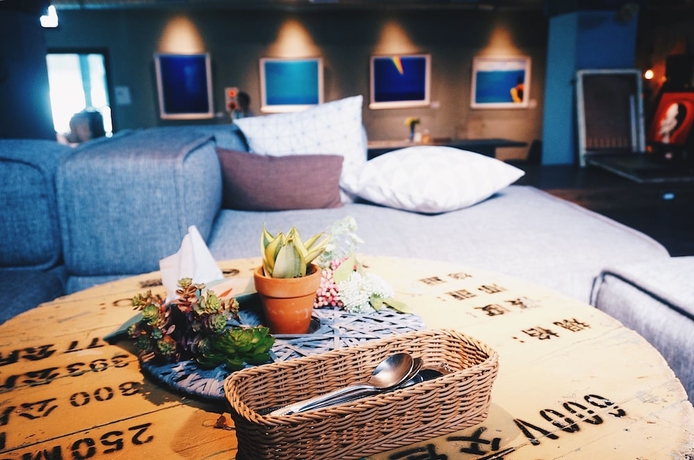 Imagen de los interiores del Hotel The Leaf Inn. Foto 18