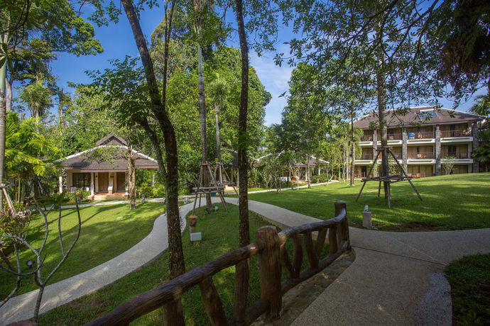 Imagen de los exteriores del Hotel The Leaf On The Sands By Katathani. Foto 10