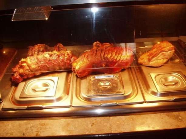 Imagen del bar/restaurante del Hotel The Leaking Well. Foto 5