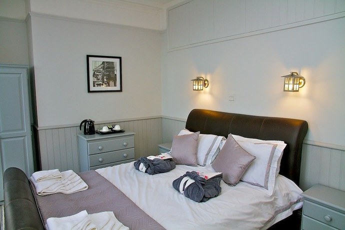 Imagen de la habitación del Hotel The Leam. Foto 13