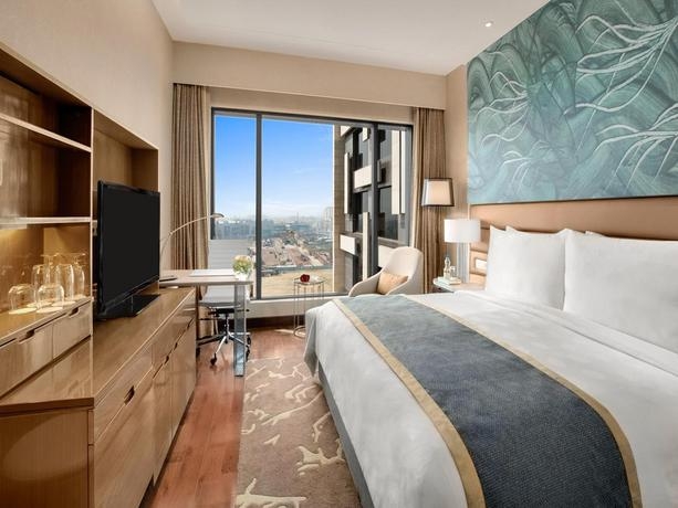 Imagen general del Hotel The Leela Ambience Convention Delhi. Foto 2