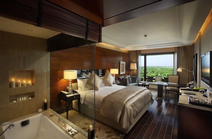 Imagen de la habitación del Hotel The Leela Ambience Gurugram and Residences. Foto 7