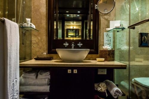 Imagen de la habitación del Hotel The Leela Kovalam, A Raviz. Foto 6