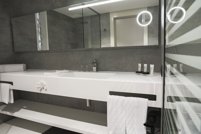 Imagen de la habitación del Hotel The Legacy Luxury hotel Algiers Hydra. Foto 10