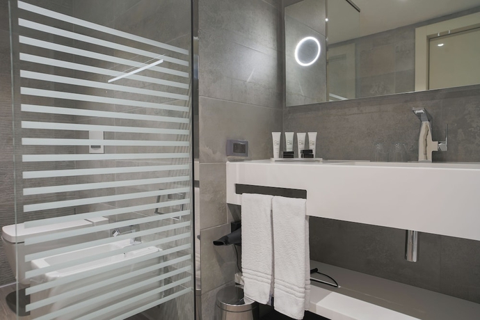 Imagen de la habitación del Hotel The Legacy Luxury hotel Algiers Hydra. Foto 11