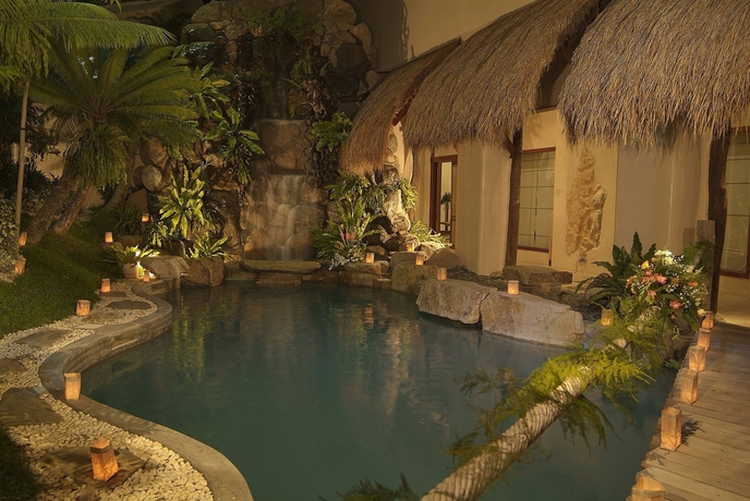 Imagen de los exteriores del Hotel The Legend Palawan. Foto 15