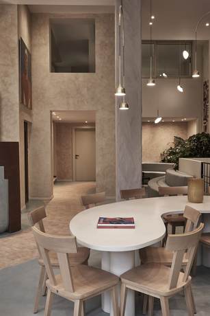 Imagen de los interiores del Hotel The Lekka and Spa. Foto 9