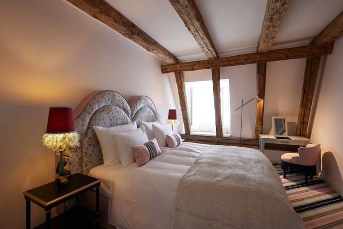 Imagen de la habitación del Hotel The Leo Grand. Foto 19