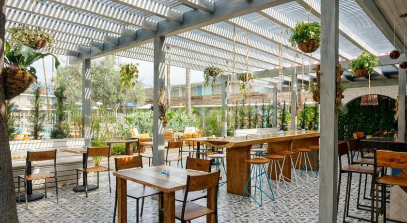 Imagen del bar/restaurante del Hotel The Leta. Foto 9