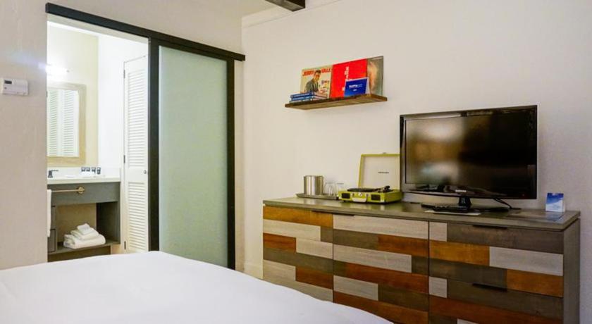 Imagen de la habitación del Hotel The Leta. Foto 15