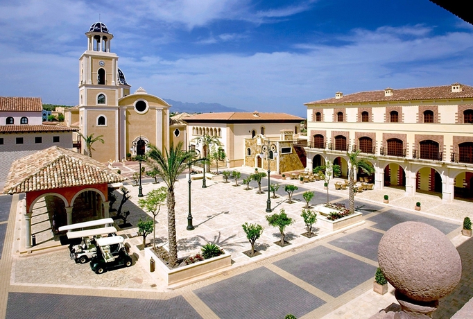 Imagen de los exteriores del Hotel The Level At Melia Villaitana. Foto 9