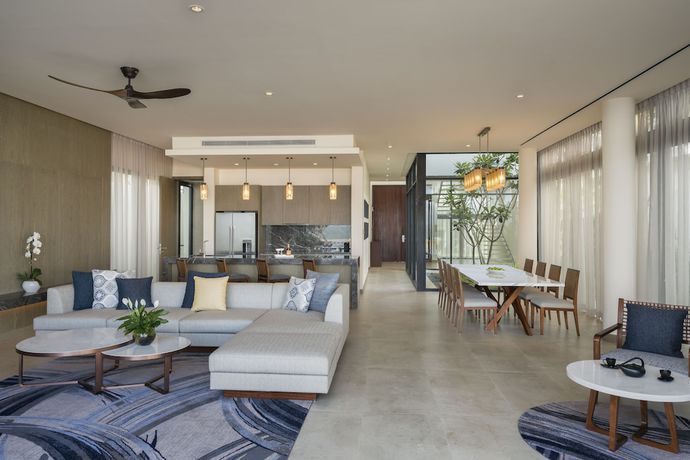 Imagen de la habitación del Hotel The Level Villas at Melia Ho Tram Beach Resort. Foto 8