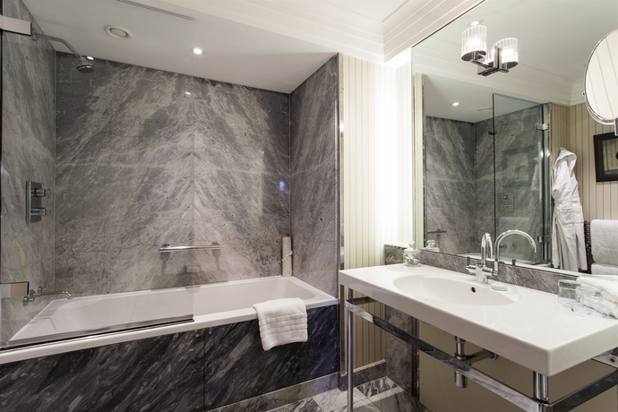 Imagen de la habitación del Hotel The Levin. Foto 8