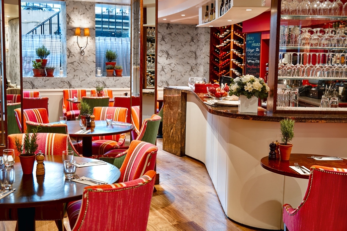 Imagen del bar/restaurante del Hotel The Levin. Foto 5