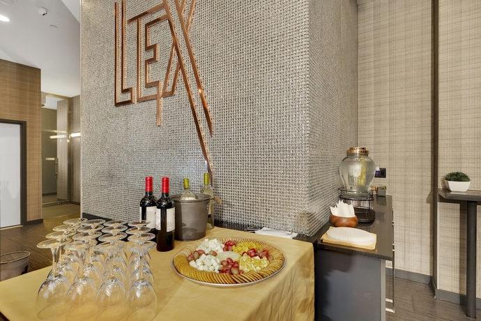 Imagen del bar/restaurante del Hotel The Lex Nyc. Foto 5