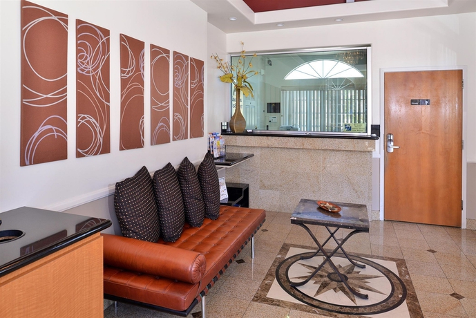 Imagen de los interiores del Hotel The Lexmar Dodger Stadium Hollywood. Foto 9