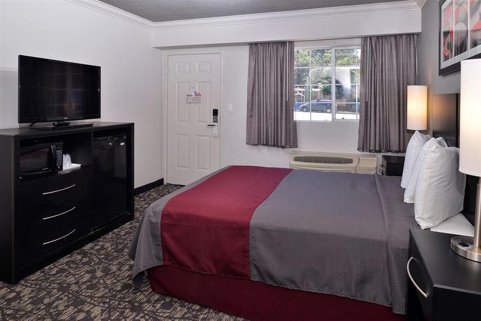 Imagen de la habitación del Hotel The Lexmar Dodger Stadium Hollywood. Foto 5