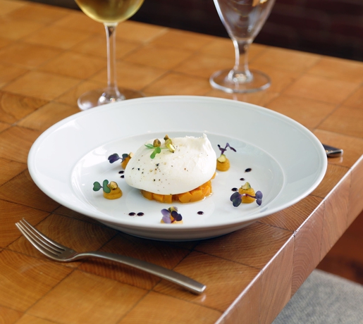 Imagen del bar/restaurante del Hotel The Liberty, A Marriott Luxury Collection , Boston. Foto 7