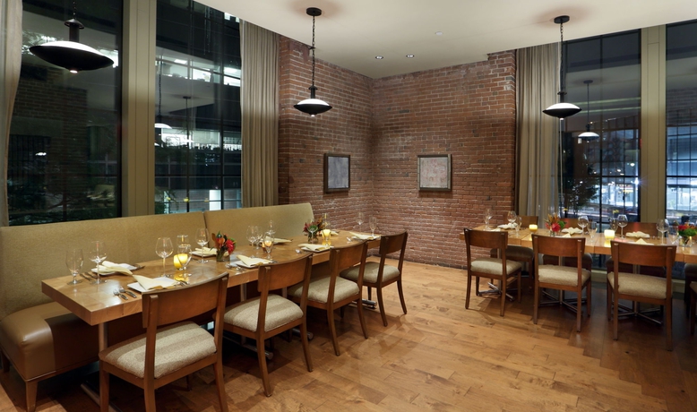 Imagen del bar/restaurante del Hotel The Liberty, A Marriott Luxury Collection , Boston. Foto 13