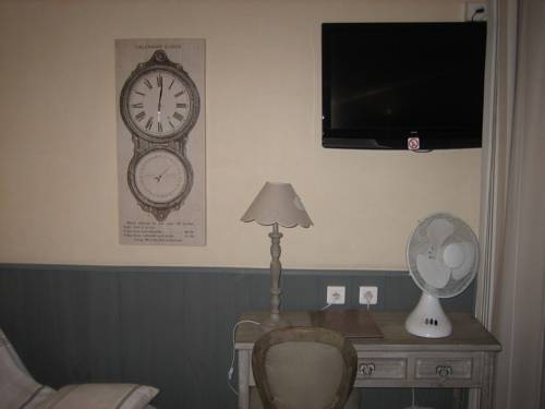 Imagen de la habitación del Hotel The Liberty's. Foto 10