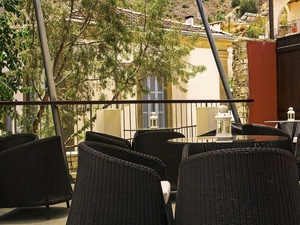 Imagen general del Hotel The Library Wellness Retreat. Foto 2