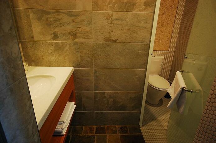 Imagen de la habitación del Hotel The Light Inn. Foto 11